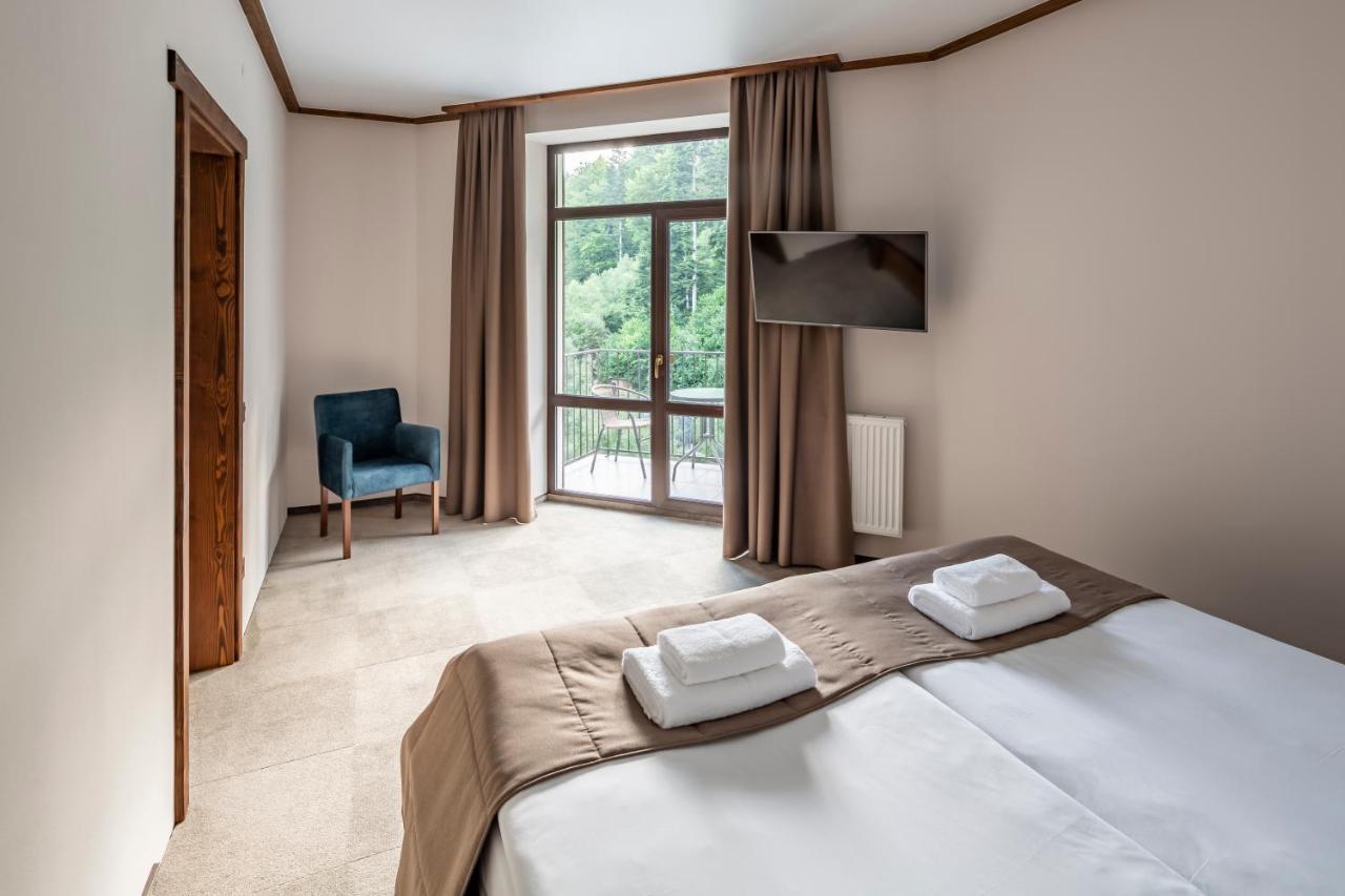 Skhidnytsia Osonnya Karpaty Resort Medical & Spa מראה חיצוני תמונה